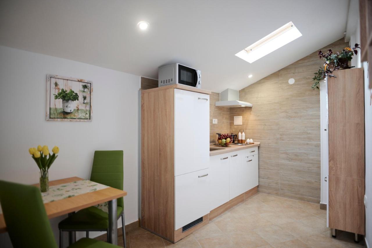 Guesthouse Villa Galovic Brseč Екстериор снимка