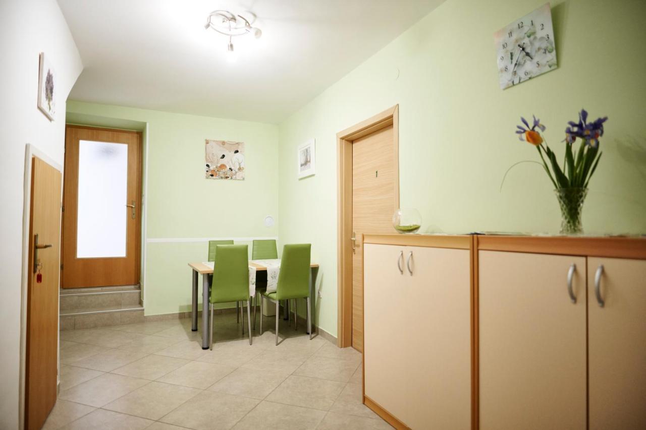 Guesthouse Villa Galovic Brseč Екстериор снимка