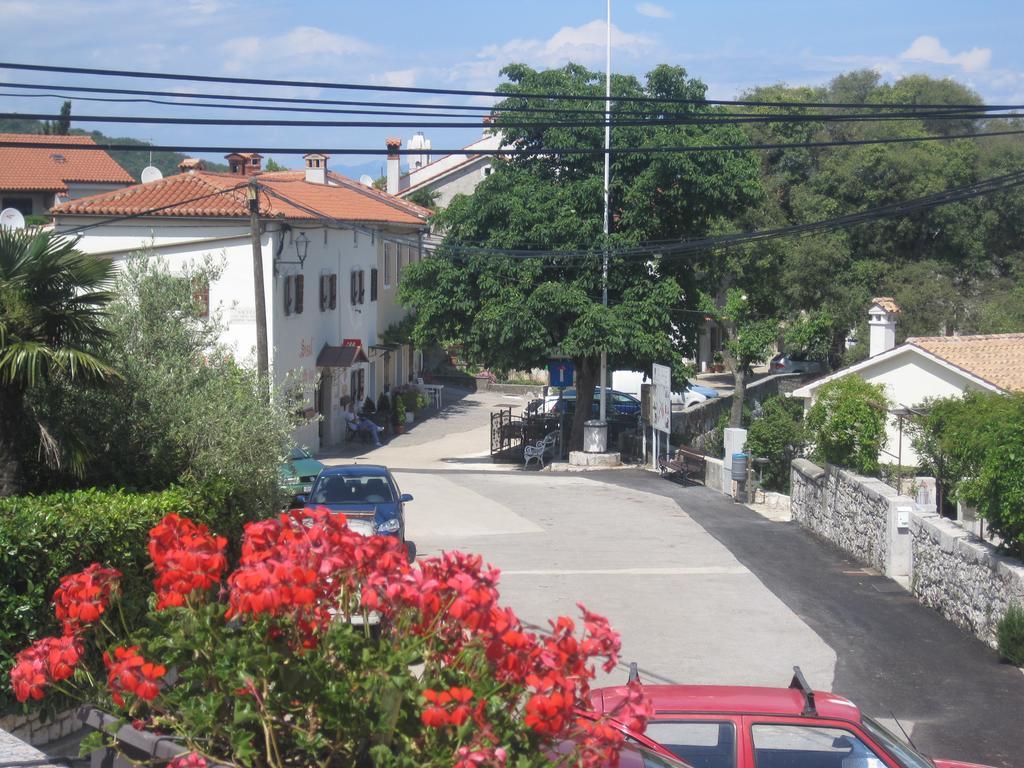 Guesthouse Villa Galovic Brseč Екстериор снимка